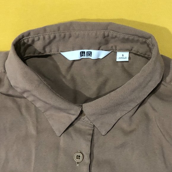 Uniqlo Womens Size S Blouse Rayon Long-Sleeve Blouse Button Down Brown Shirt - Picture 2 of 5